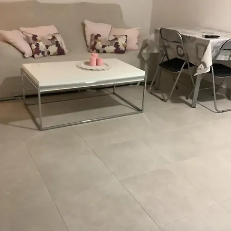 Apartment Apolo *